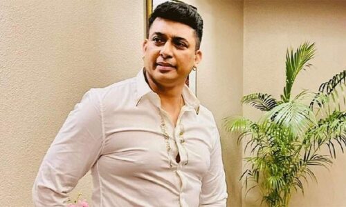 ভাই-বোনের অনুরোধে নির্বাচন করবেন না জায়েদ খান
